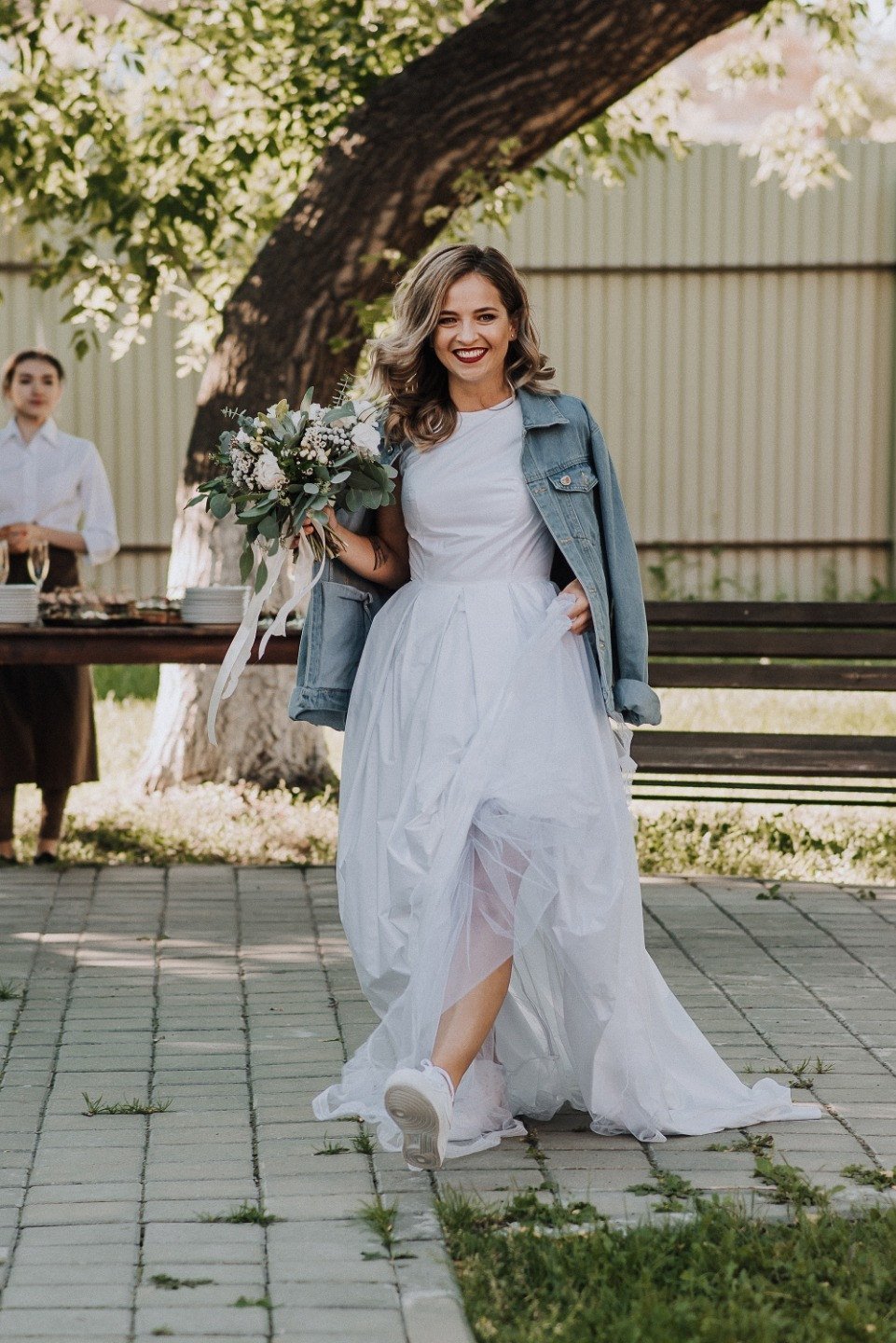 Свадебное платье с косухой