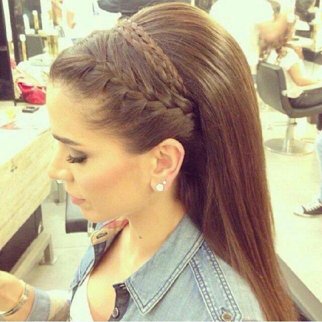 Прическа хвост с начесом