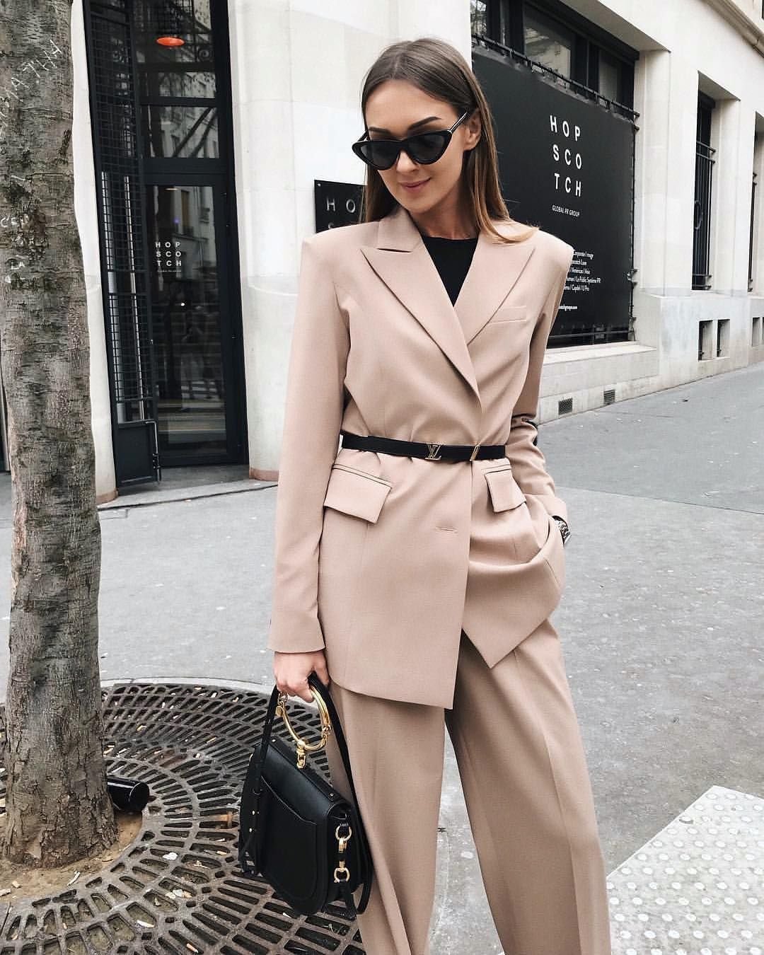 Офисный стиль брюки