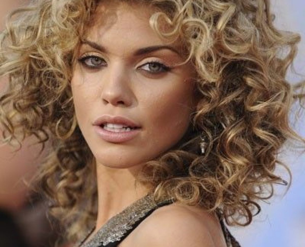 Милировка на кудрявые волосы