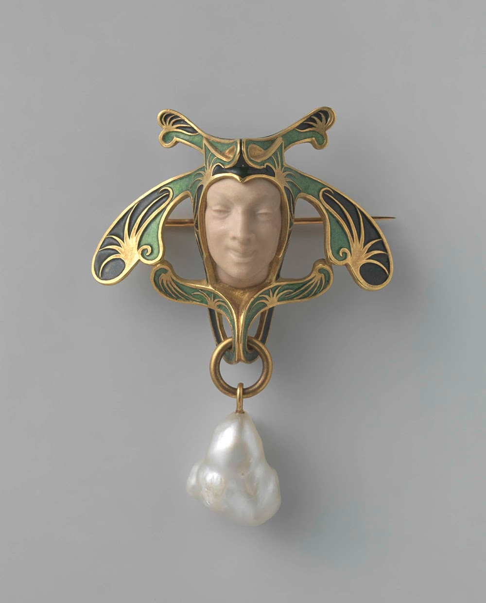 Ювелирные украшения 19 век Модерн