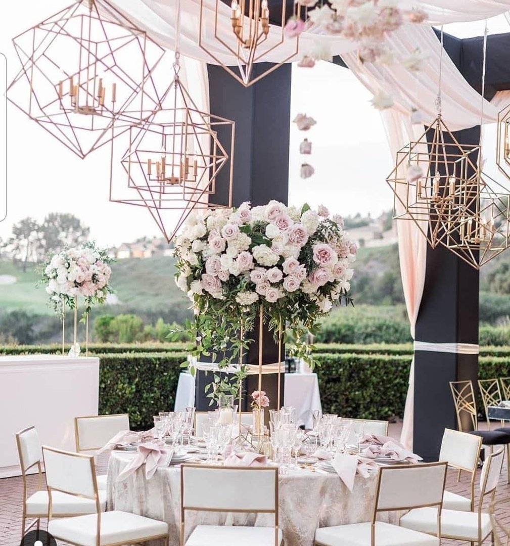 Президиум в современном стиле