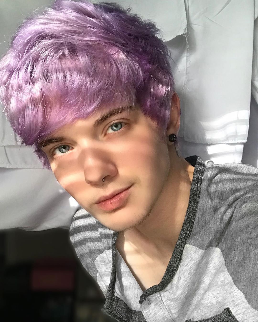 Мужские волосы пастельный цвета