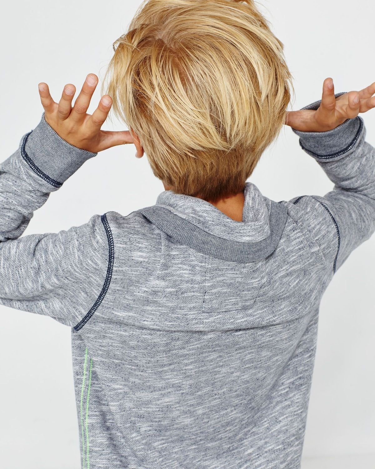 Прически для мальчиков сзади