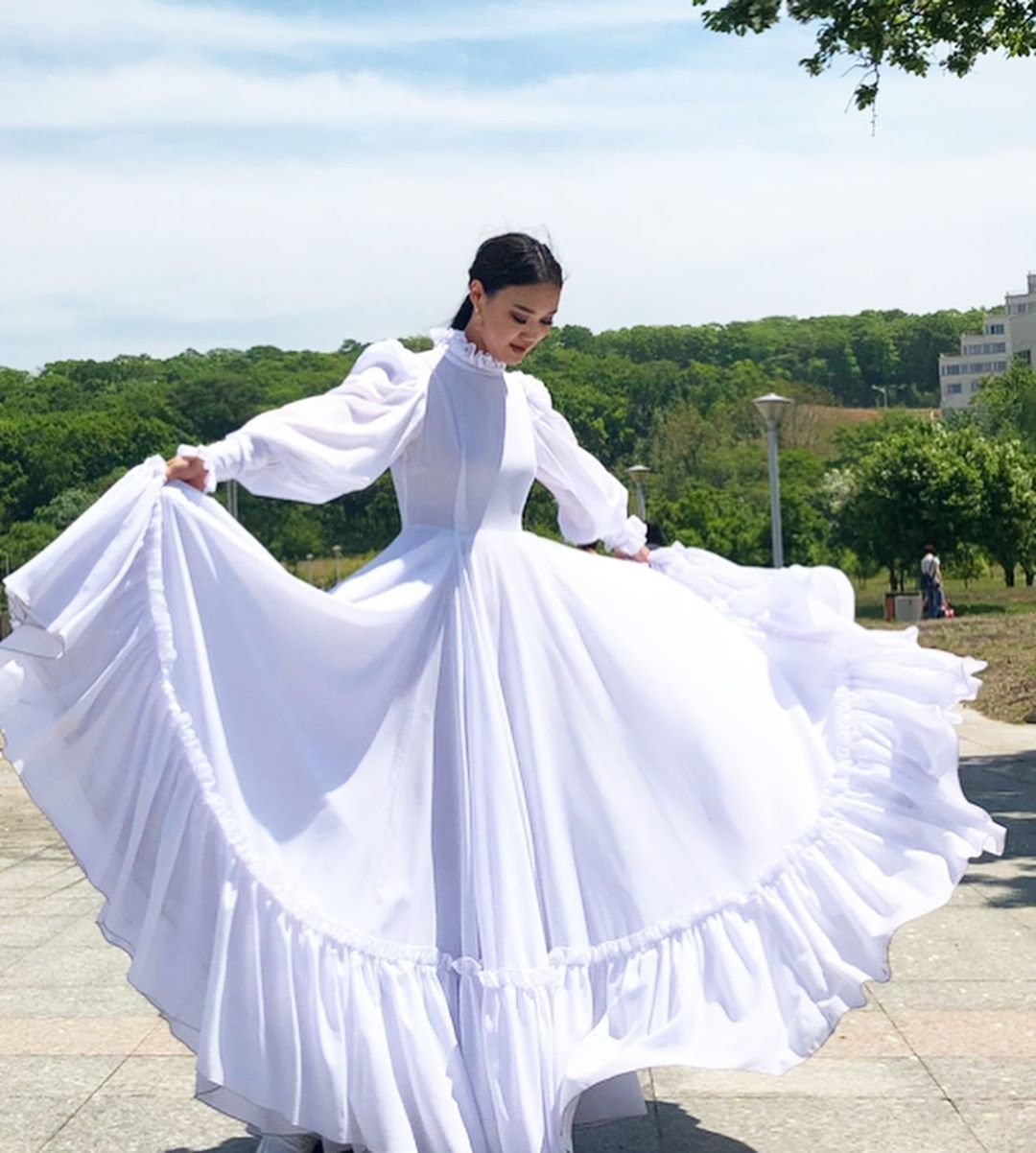 Белый халадай