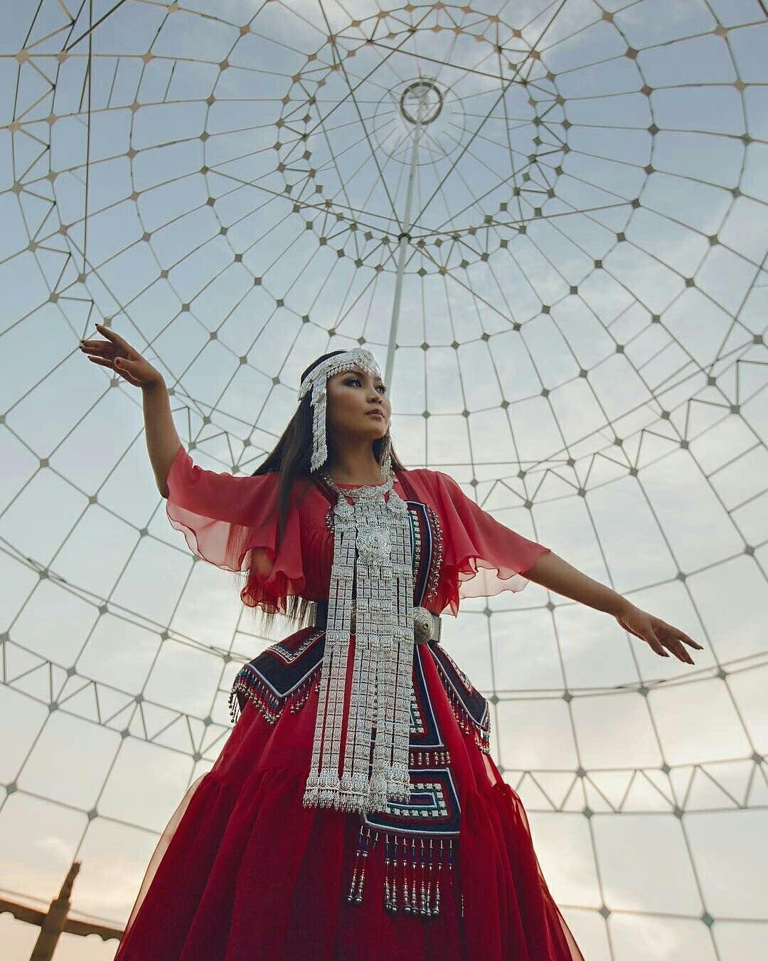 Свадебный наряд якутов