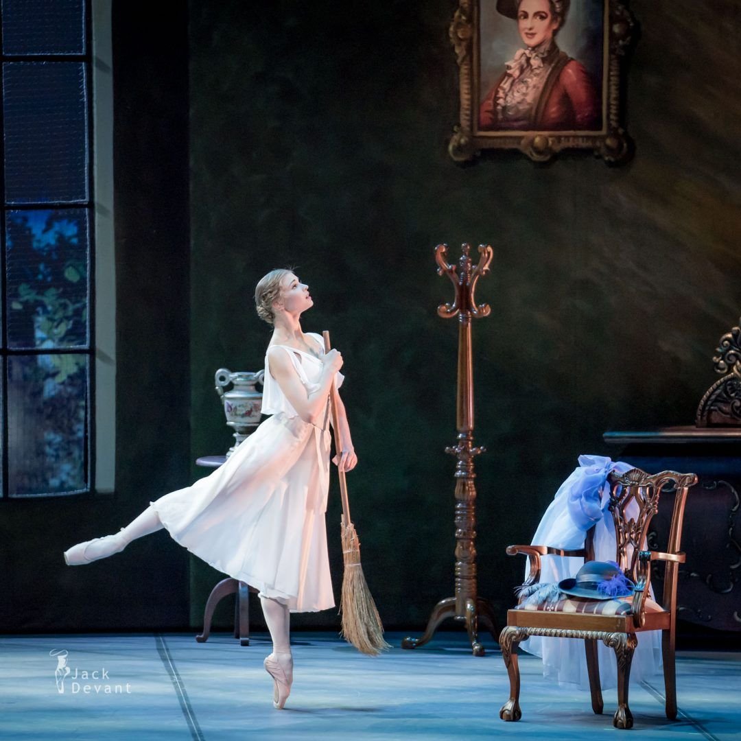 Анжелина Воронцова балерина