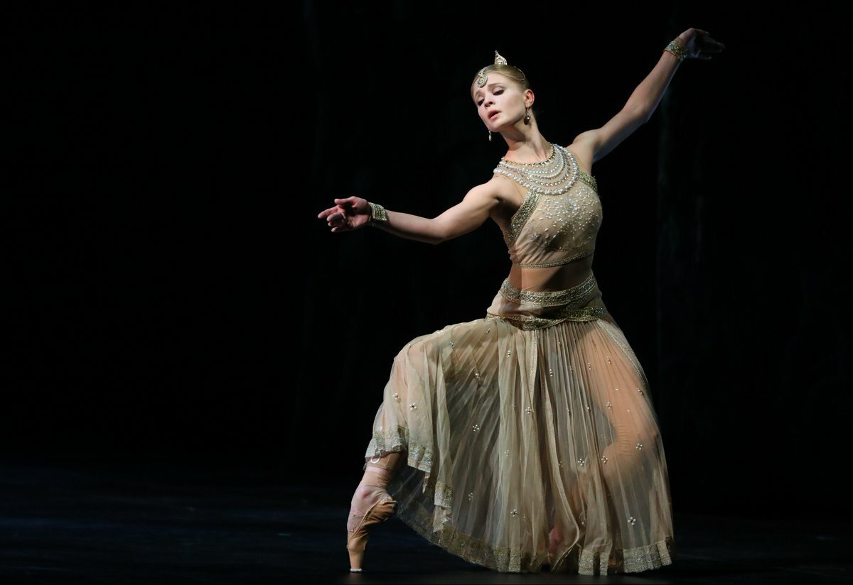 Свадебные платья Лусиано Брайдал