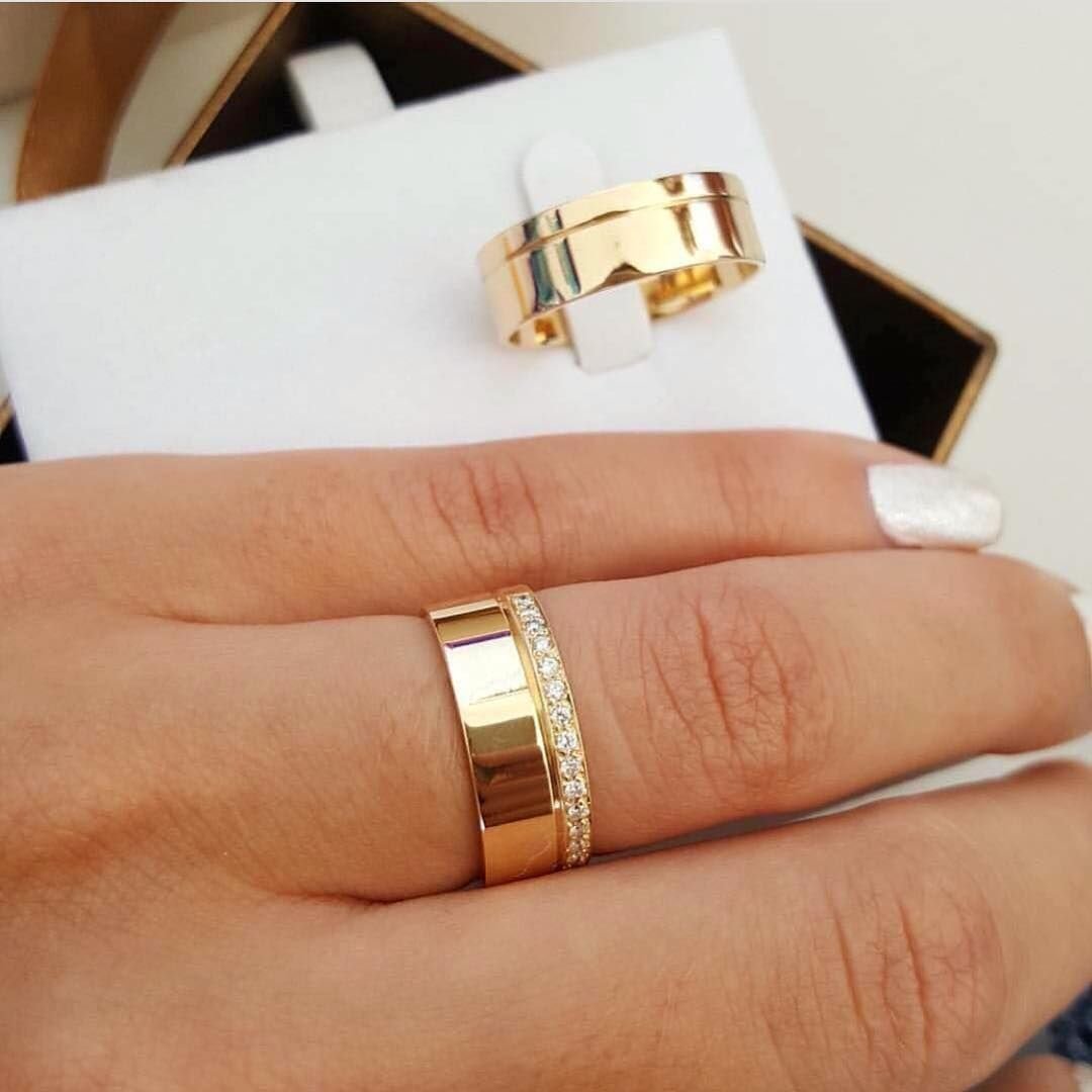 Обручальные кольца квадратной формы