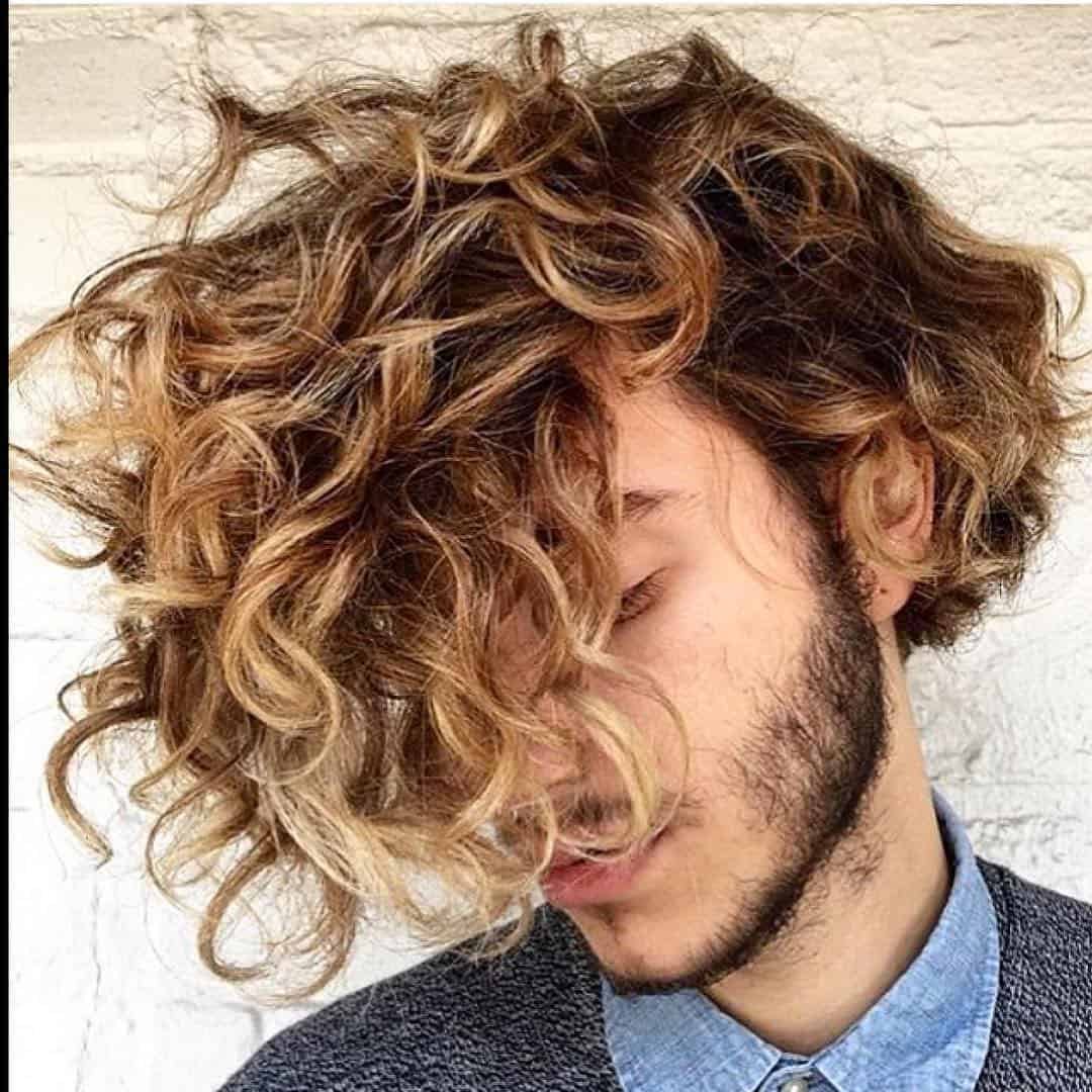 Мужское мелирование на кудрявые волосы