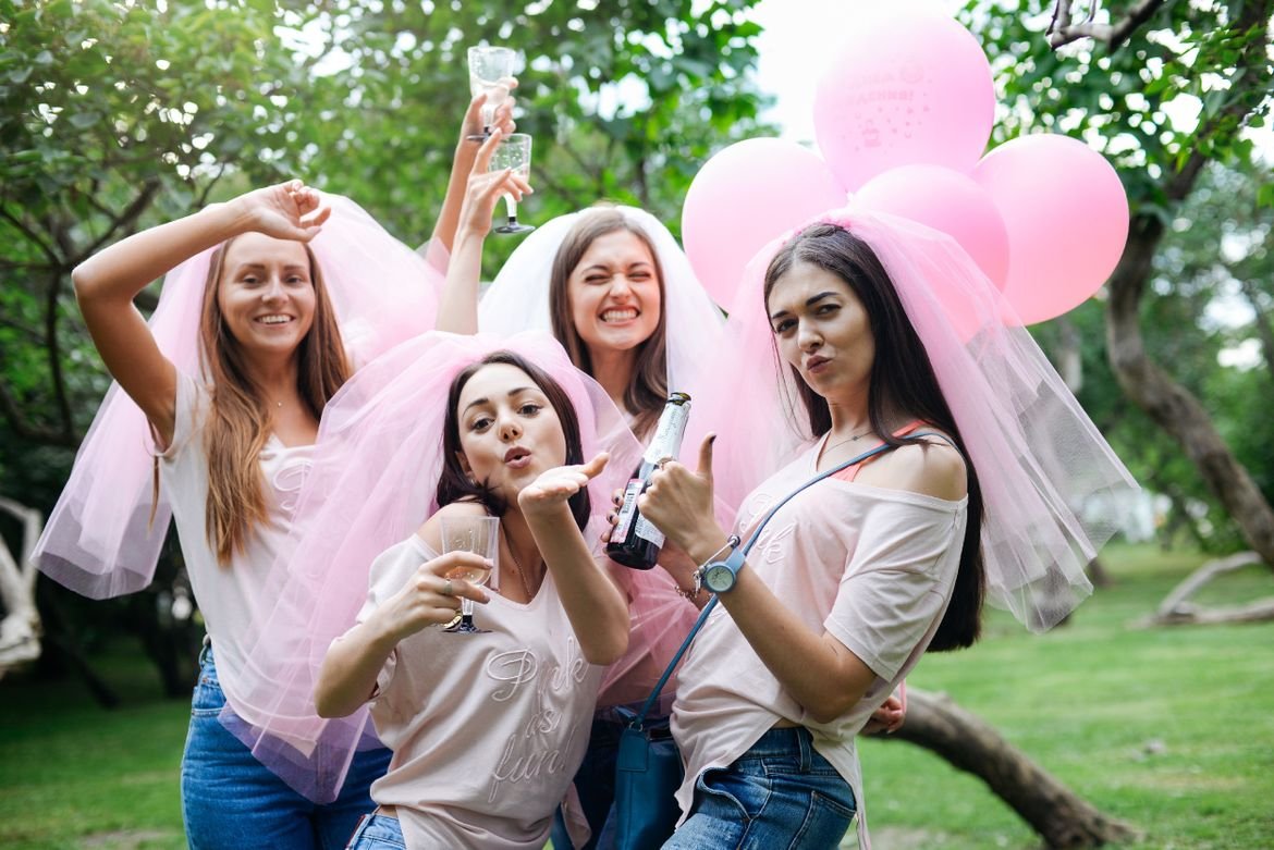 Украшение шарами на девичник