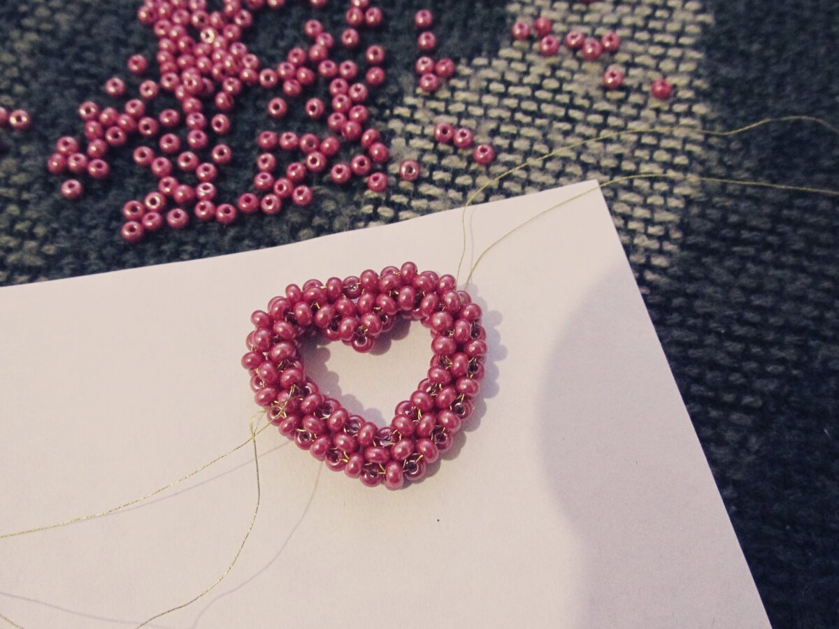 Сердечко из бисера объемное