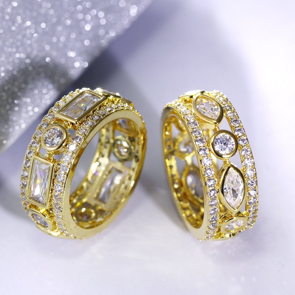 Очень красивые обручальные кольца