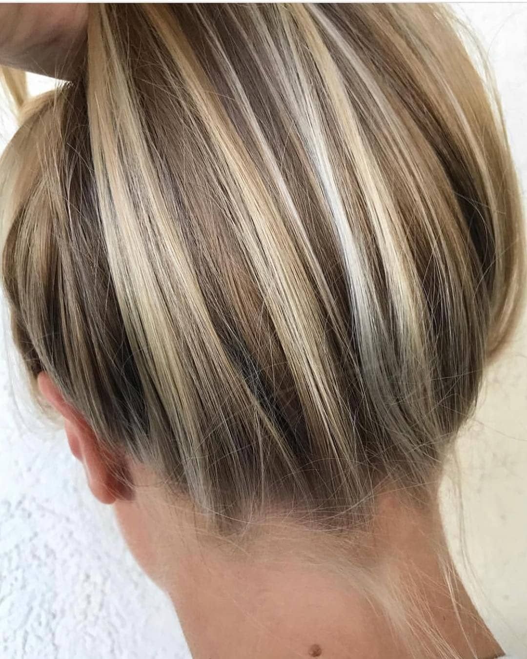 Тёмное мелирование на светлые волосы на короткие