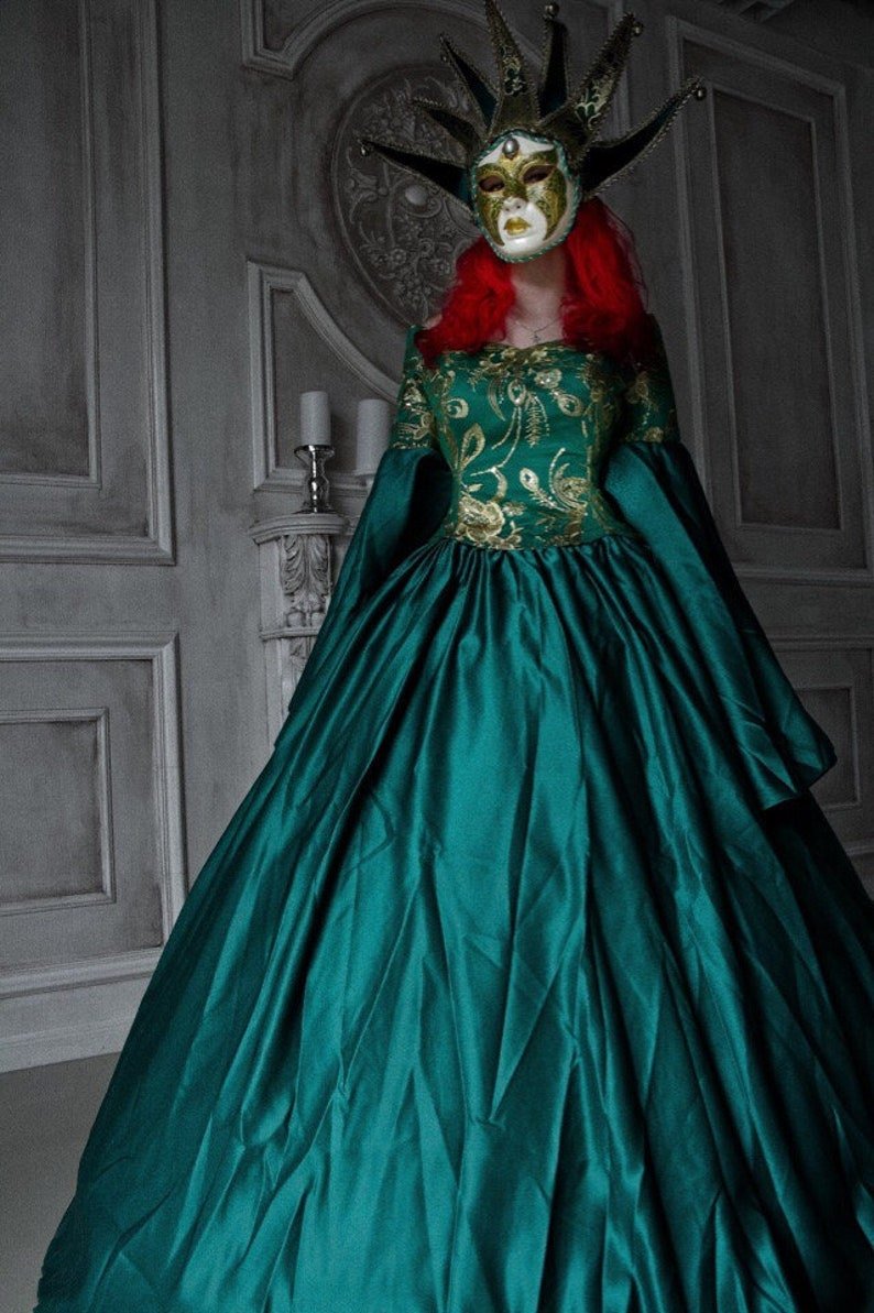 Венеция карнавал платье