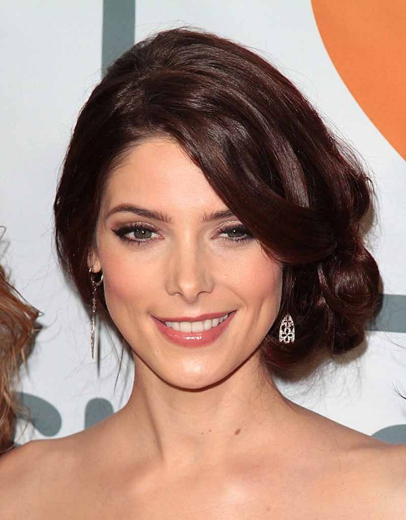 Локоны набок