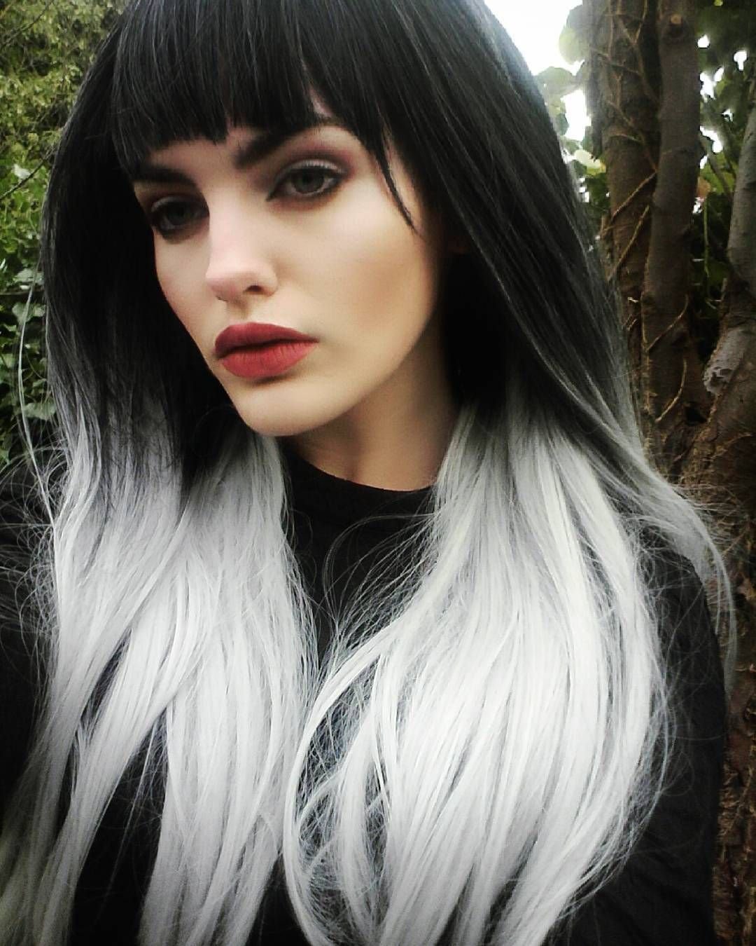 Окрашивание волос черный с белым