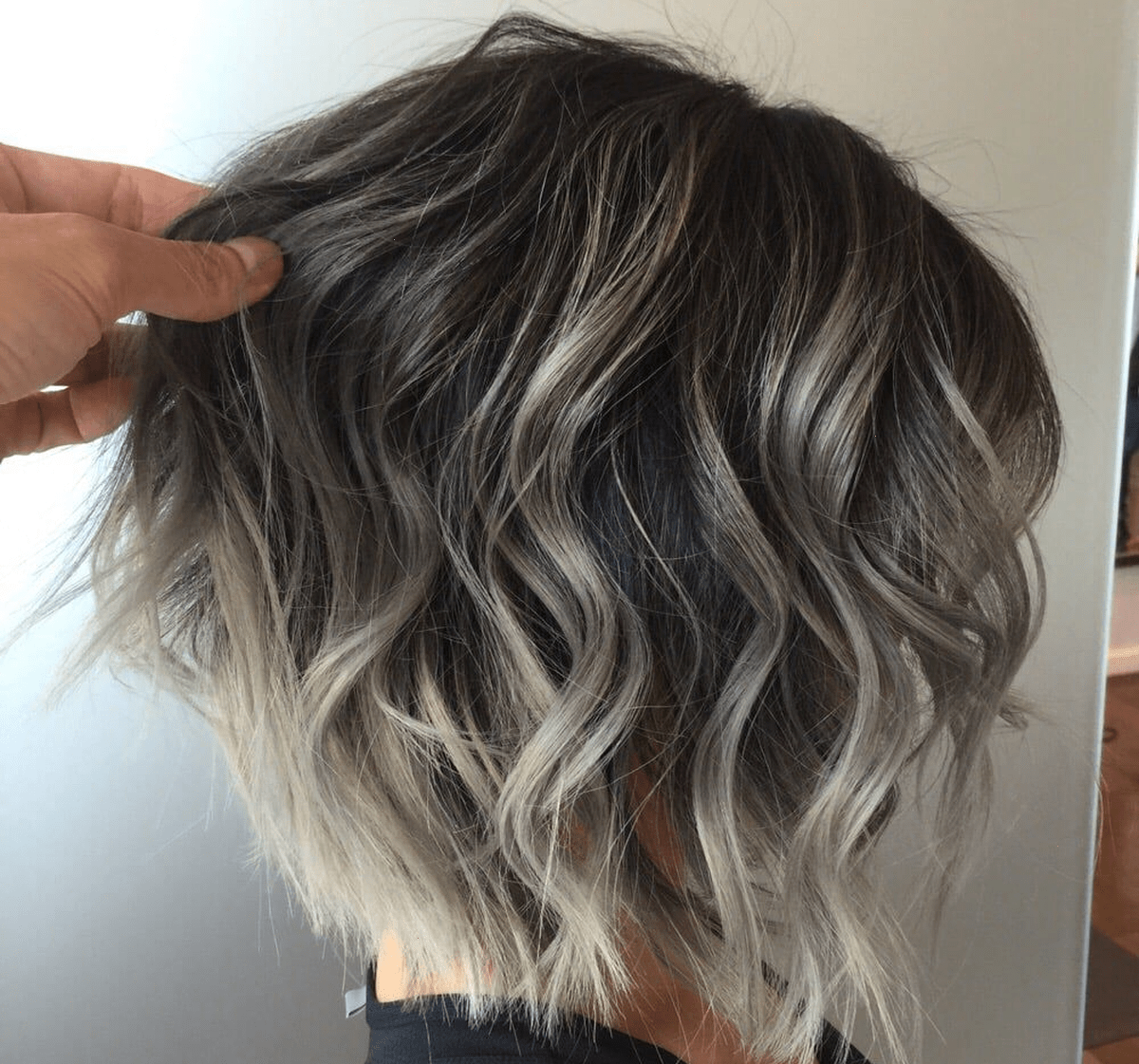 Боб каре мелирование на темные волосы