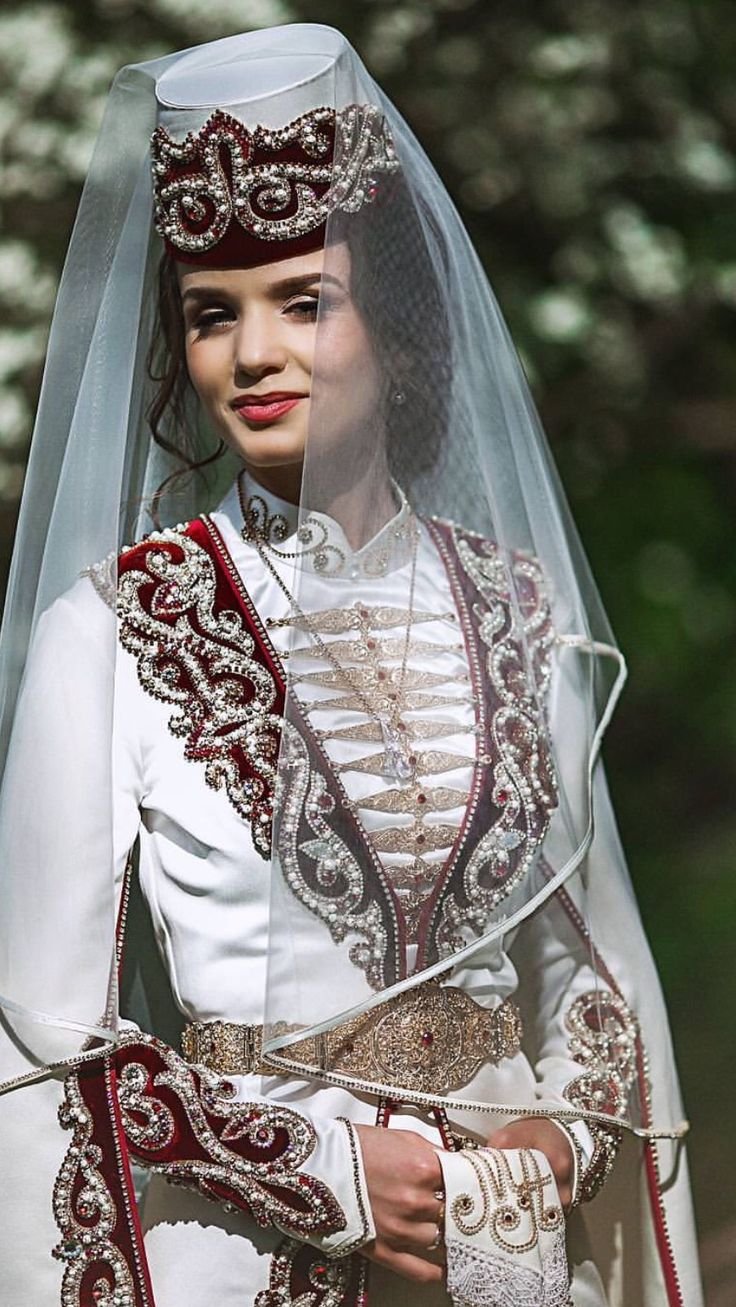 Грузинское национальное свадебное платье