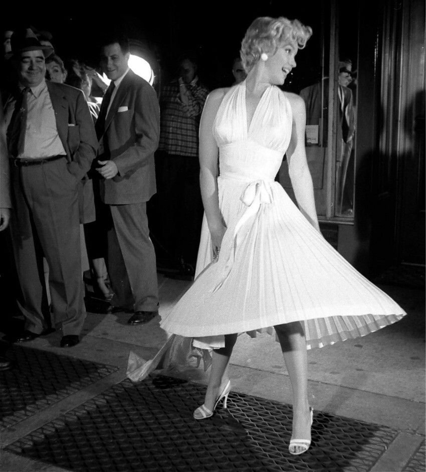 Мерилин Монро в белом платье