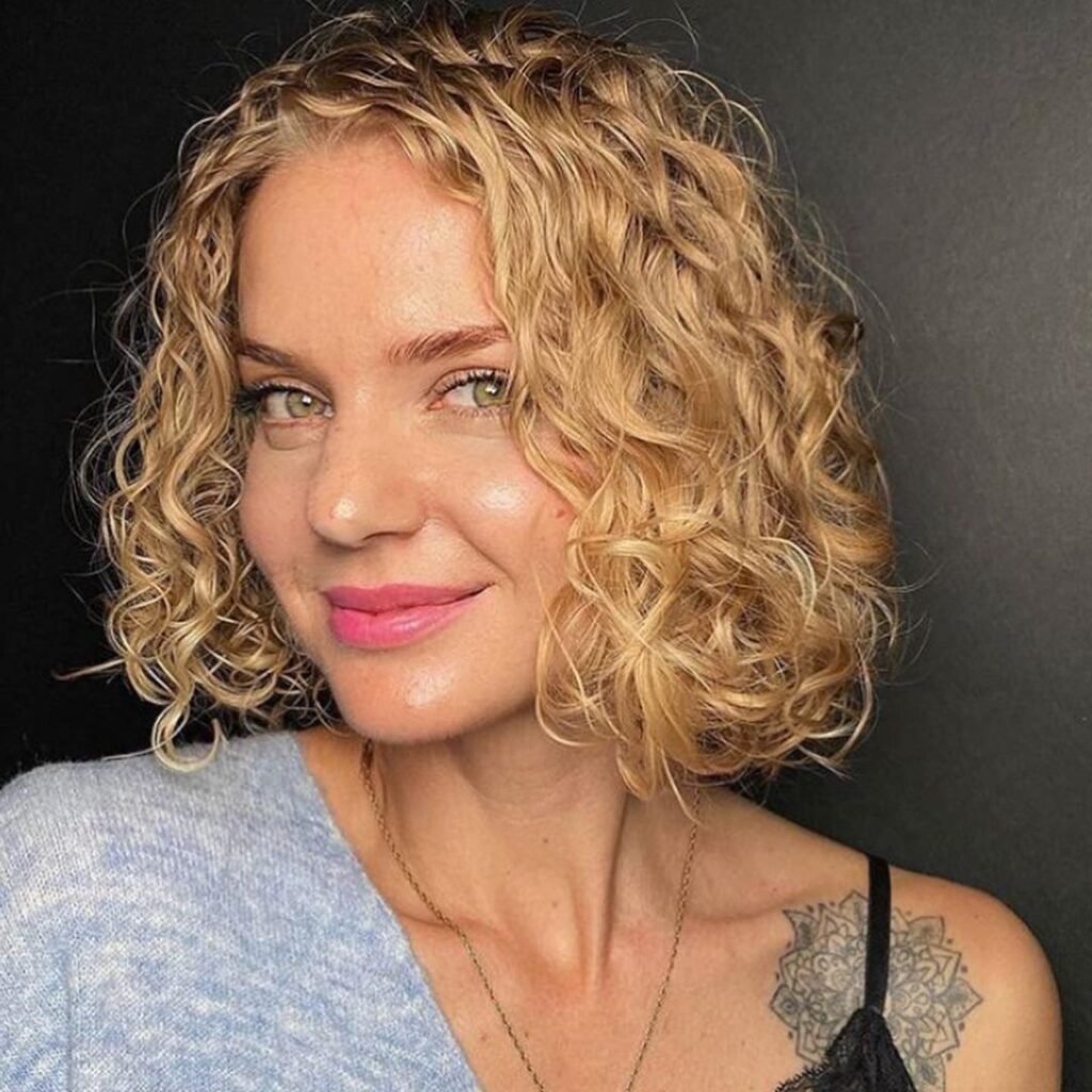 Биозавивка волос с челкой