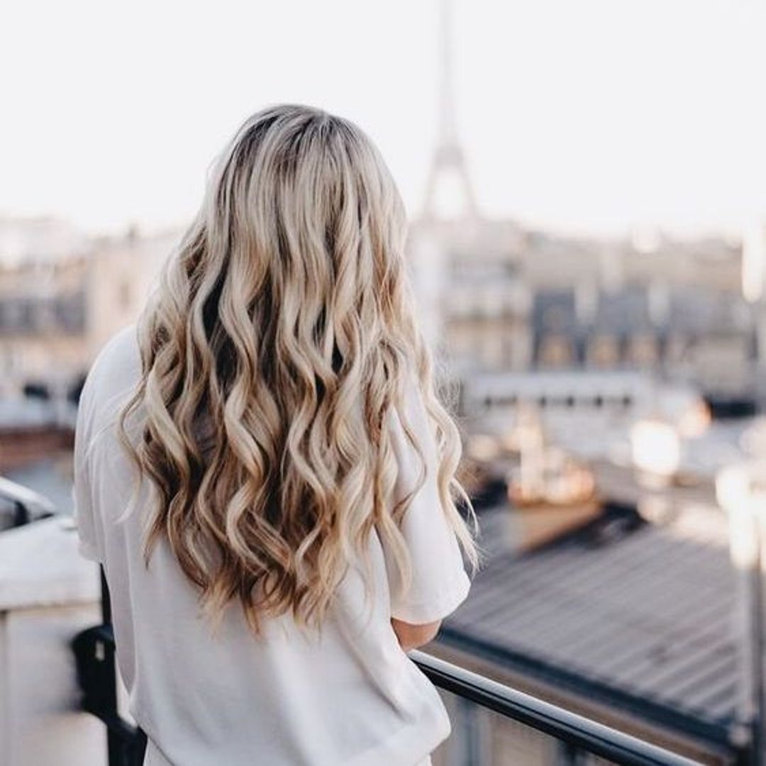 Густые светлые волосы