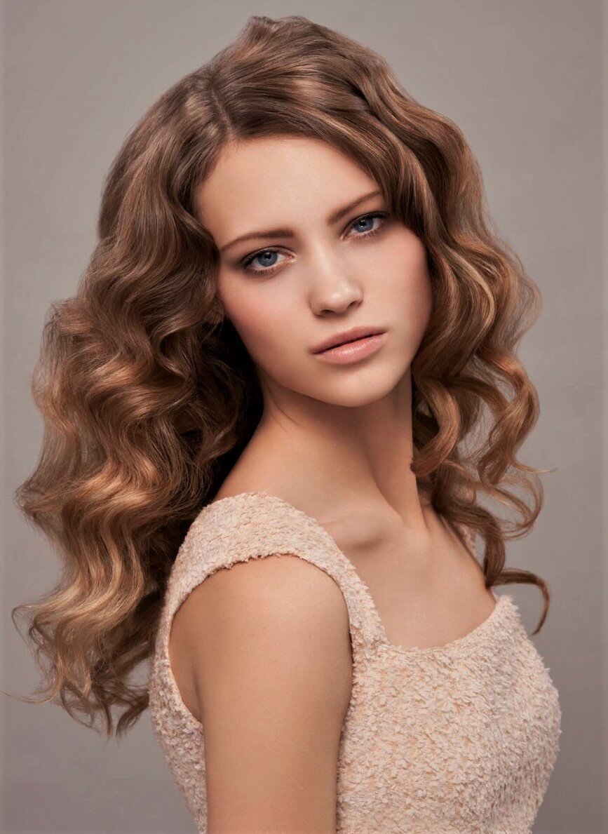 Ханна с кудрями