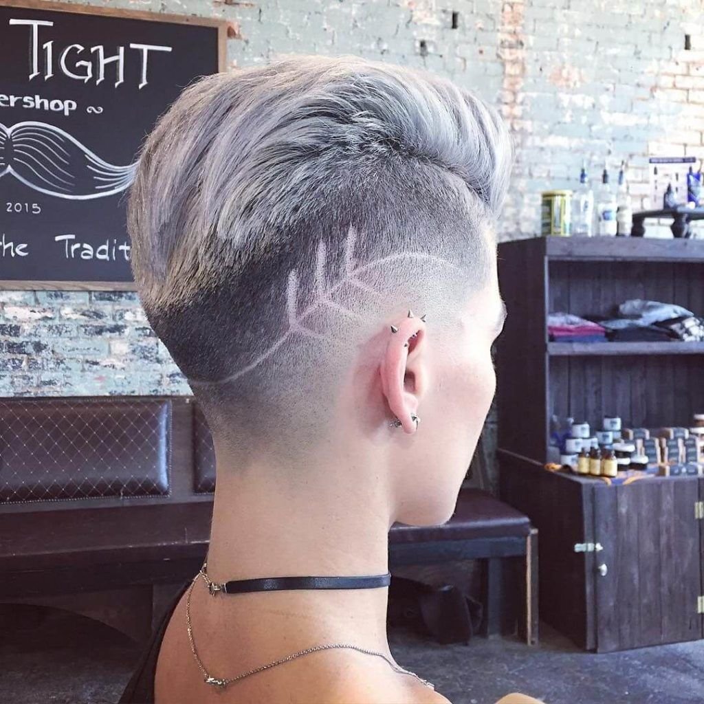 Стрижка фейд Пикси