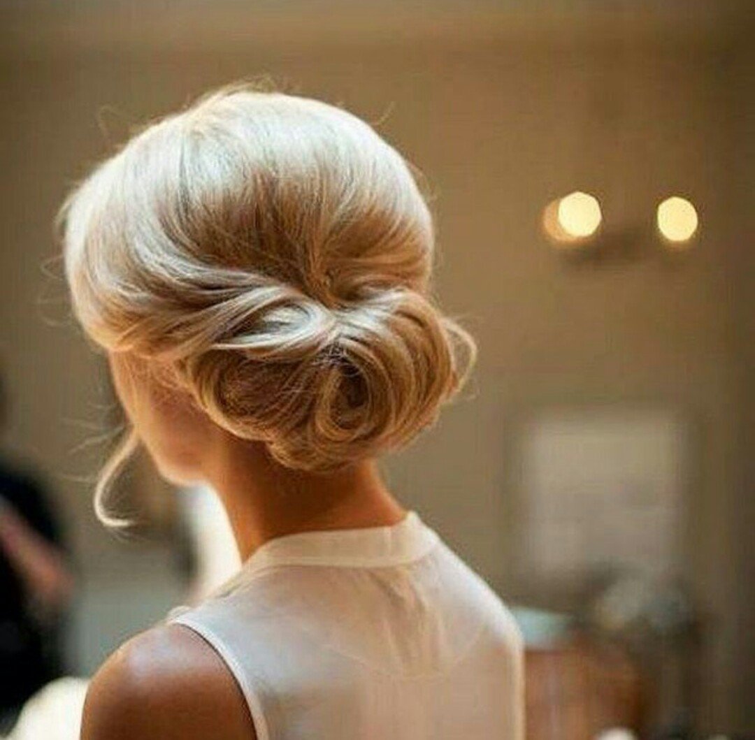 Объемные прически на каре