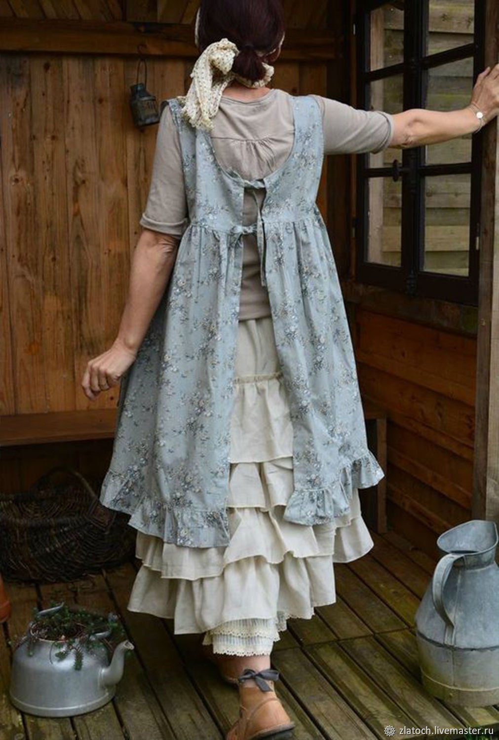 Старинный свадебный костюм