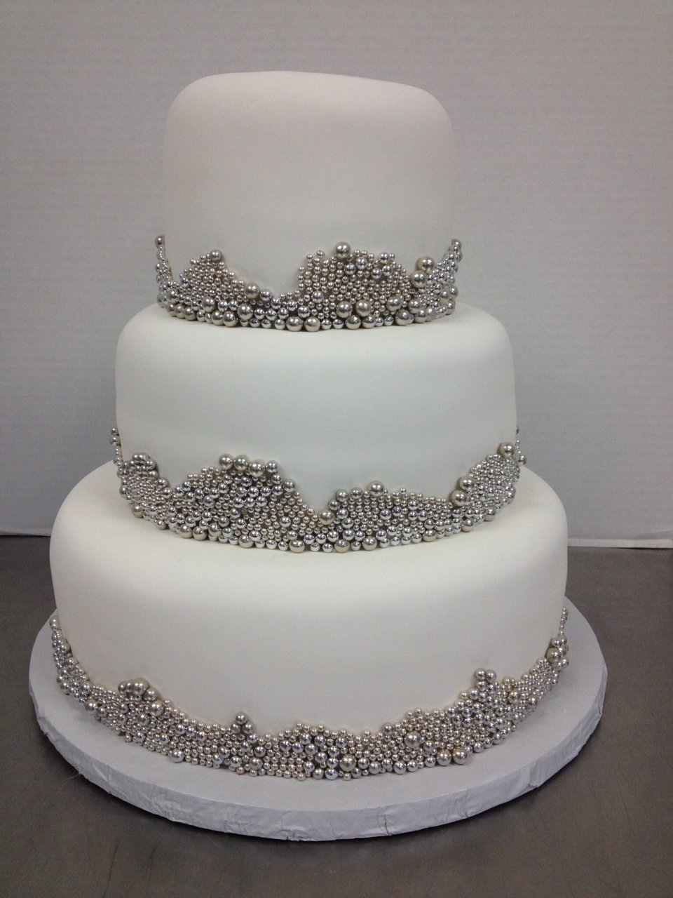 Свадебный торт двухъярусный