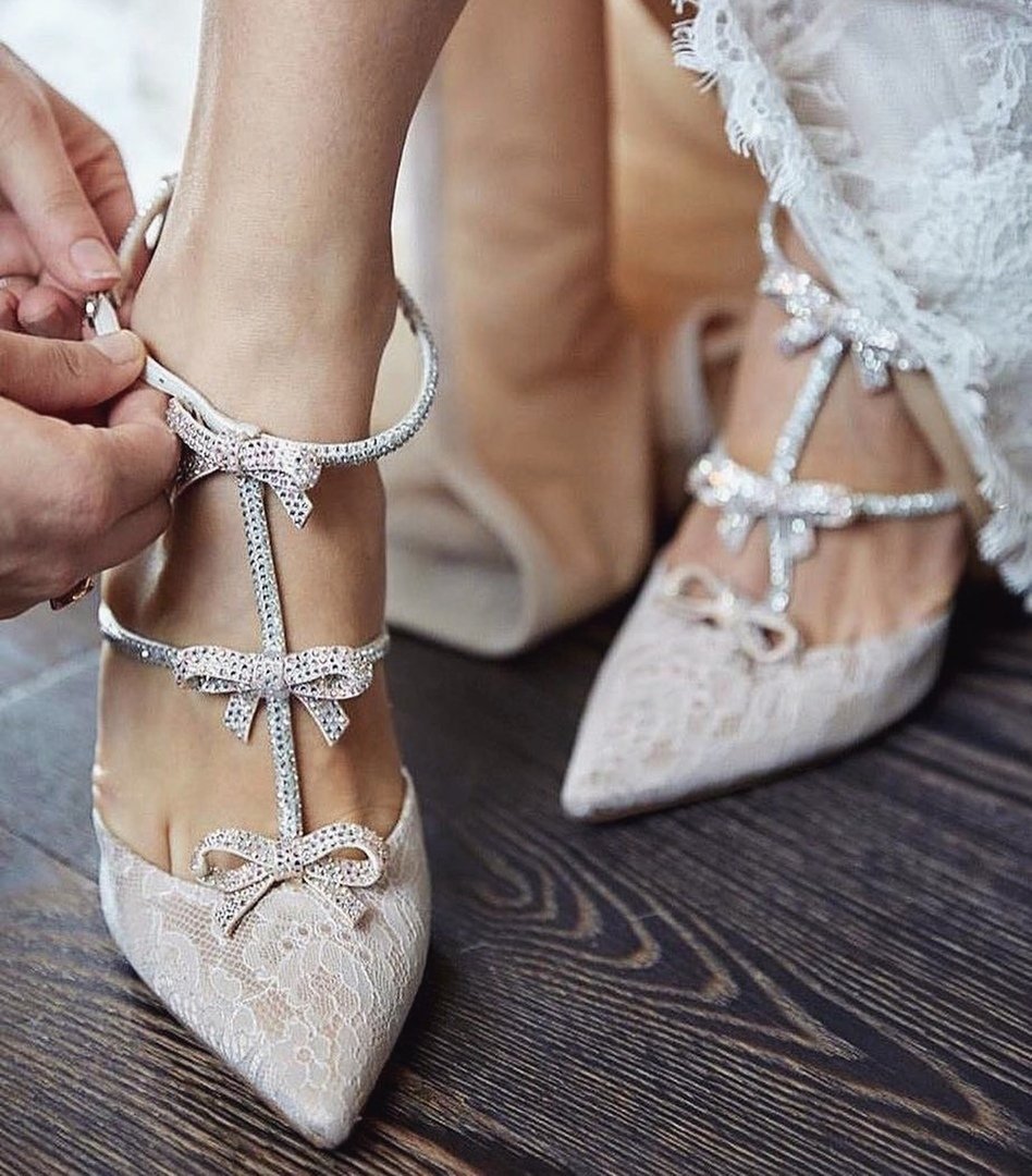 Свадебные туфли с кружевом