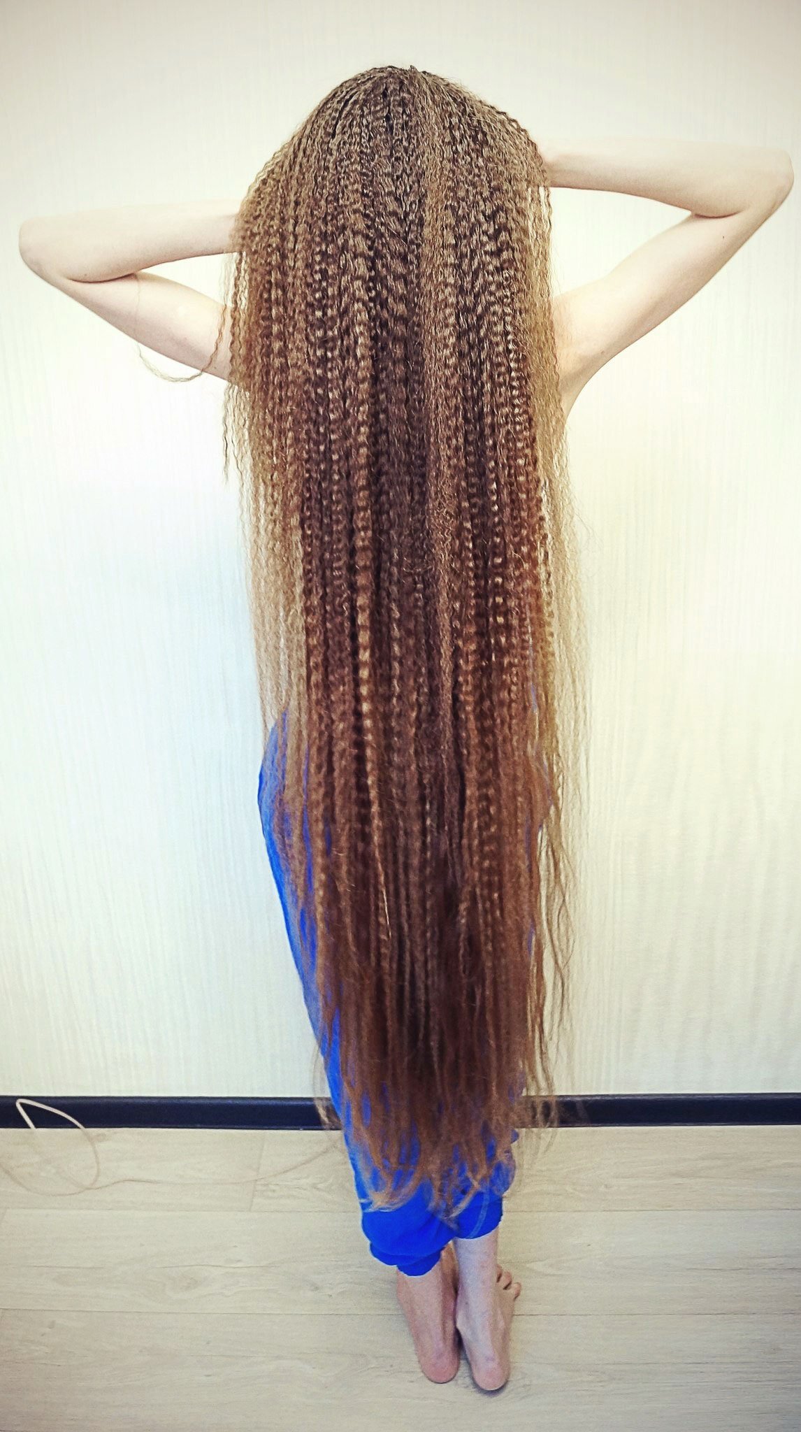 Зизи гофре косички