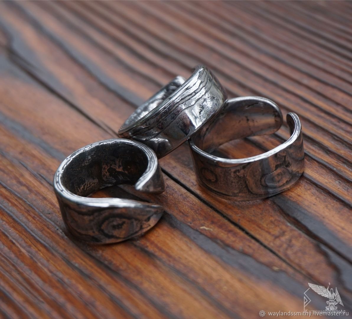 Обручальные кольца из метеорита