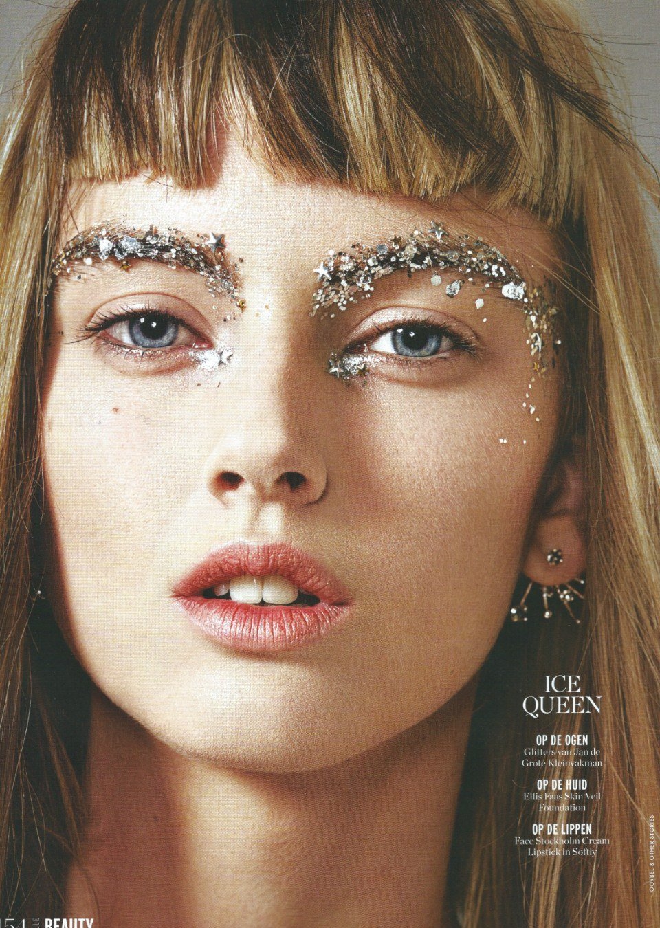 Макияж с глиттером