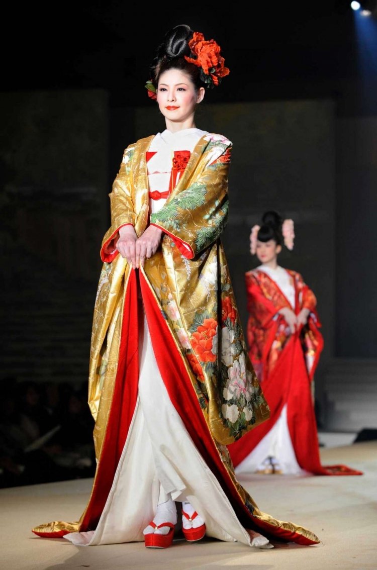 Традиционные японские свадебные наряды