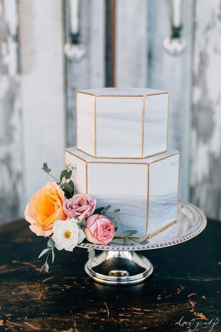 Свадебный торт геометрия