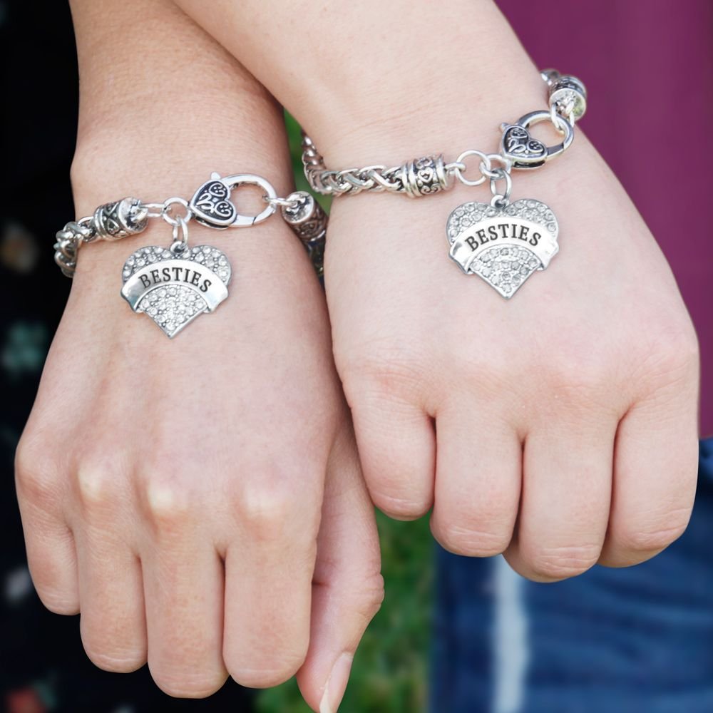 Гравировка на свадебных кольцах