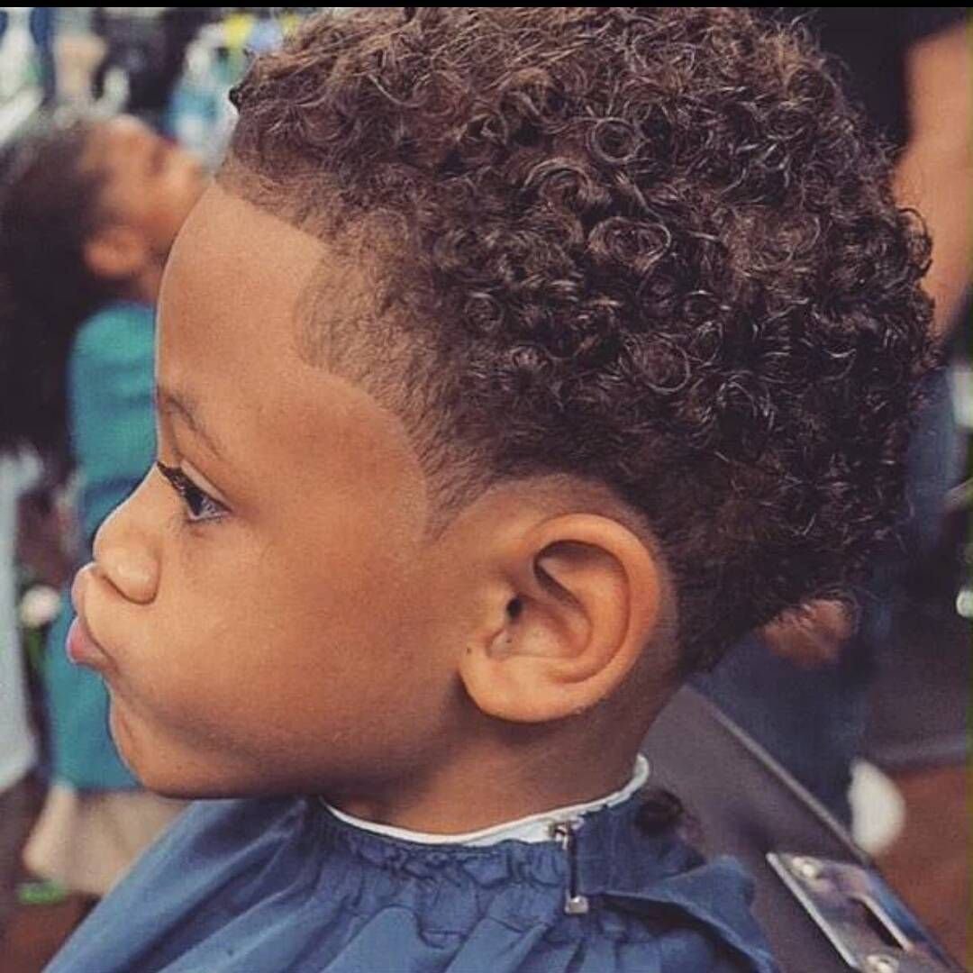 Стрижки для мальчиков на кудрявые волосы
