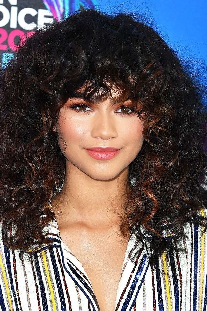 Челка на кудрявые волосы