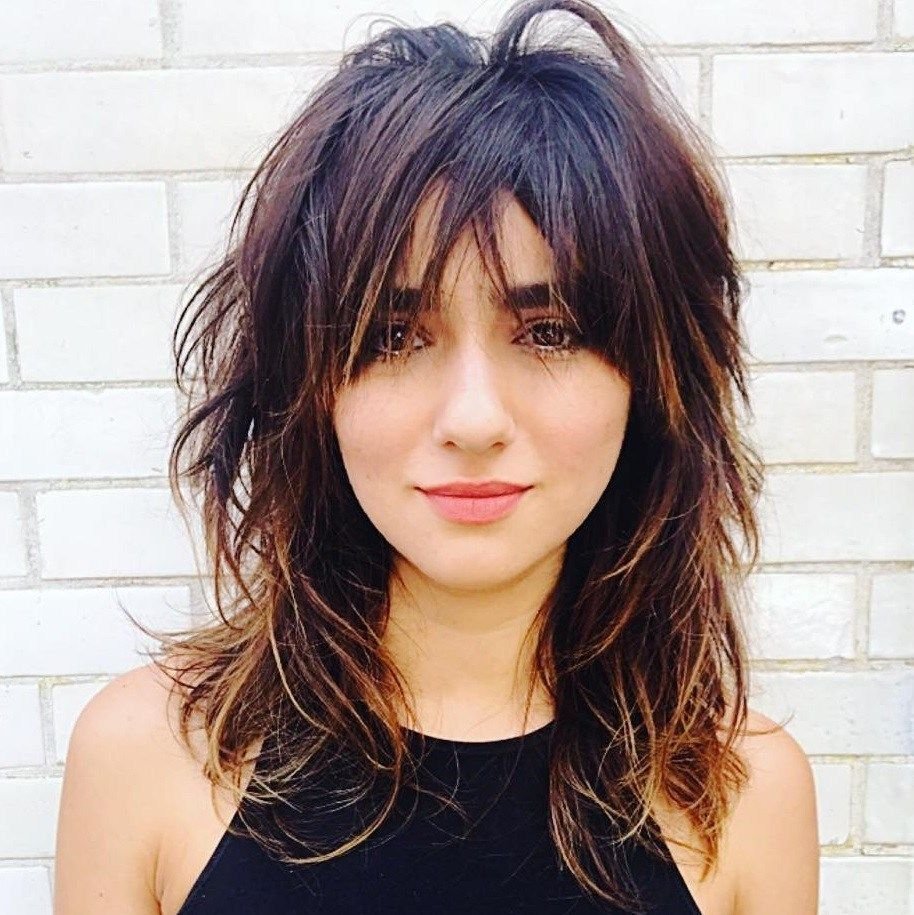 Боб Каскад на вьющиеся волосы