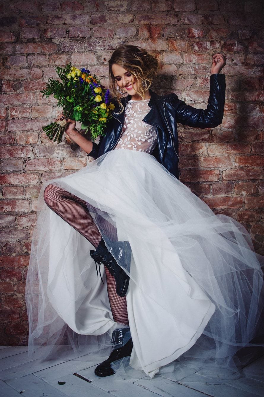 Свадебные кроссовки адидас