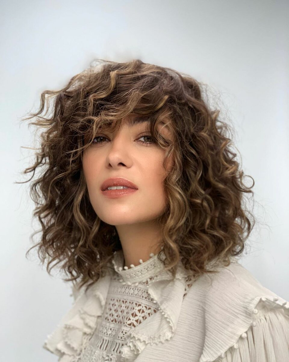 Каре Шегги на кудрявые