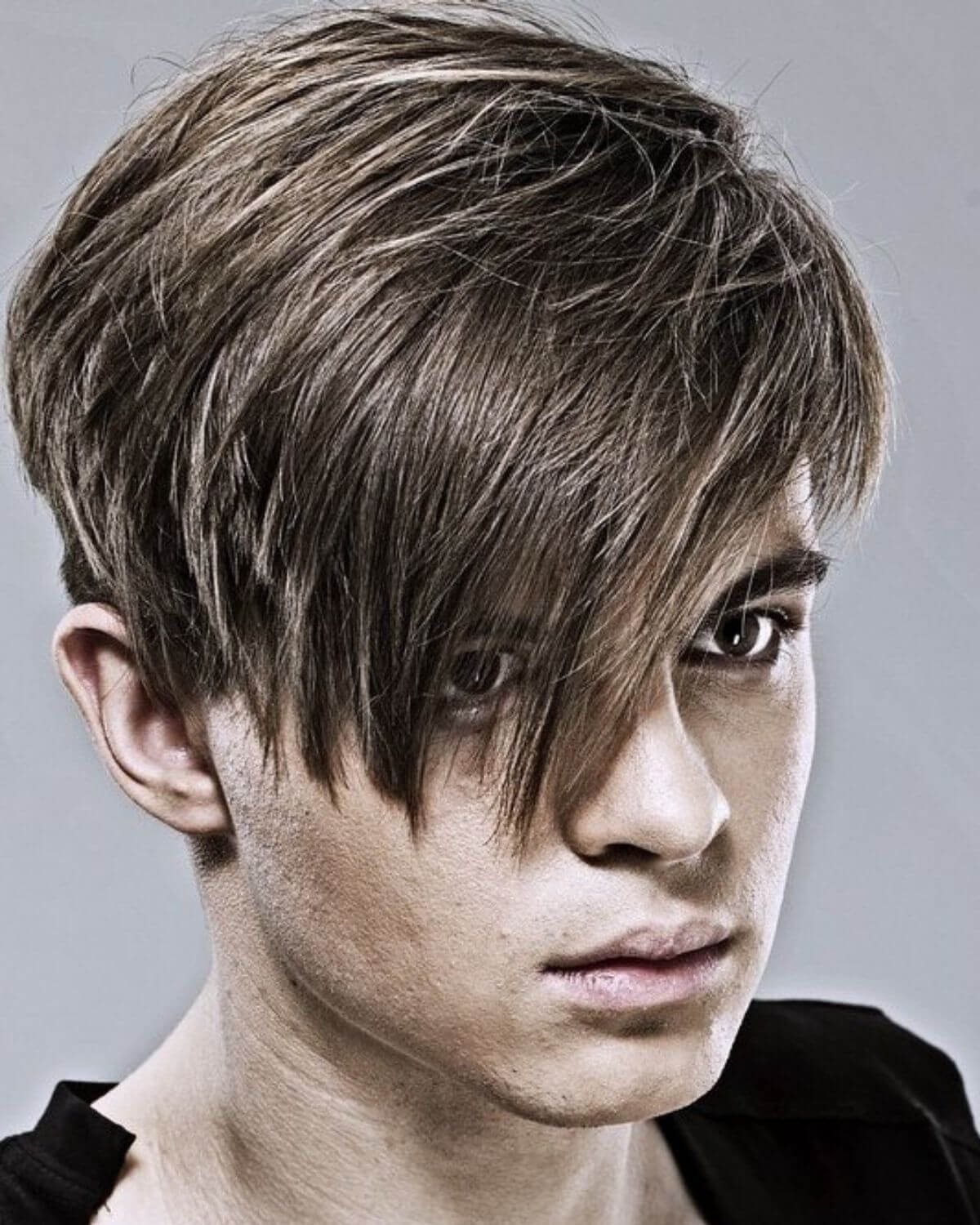 Мужские стрижки с челкой