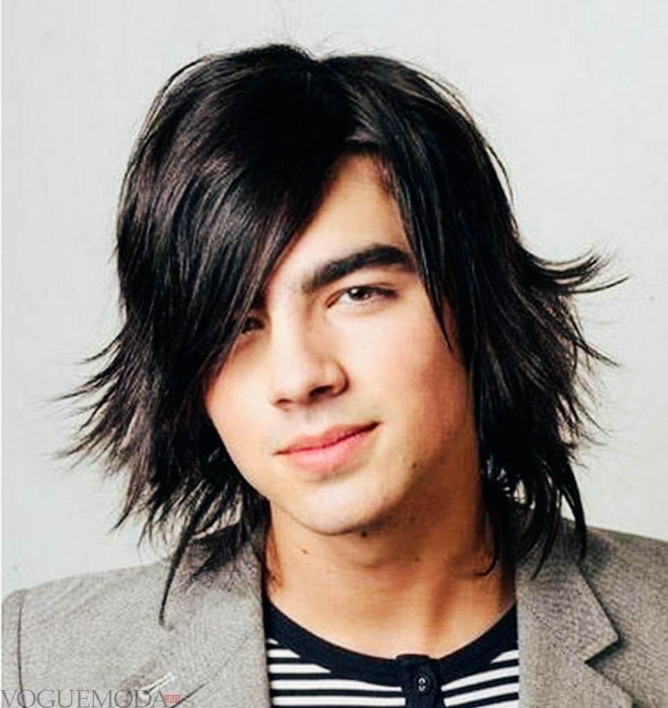 Удлиненные стрижки для подростков