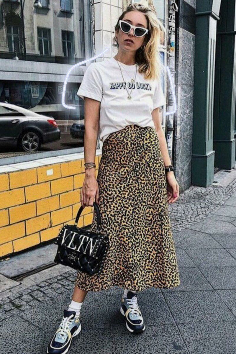 Атласная юбка леопард миди