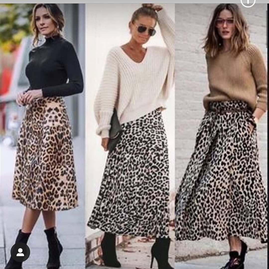 Голубая юбка принт леопард с свитером оверсайз