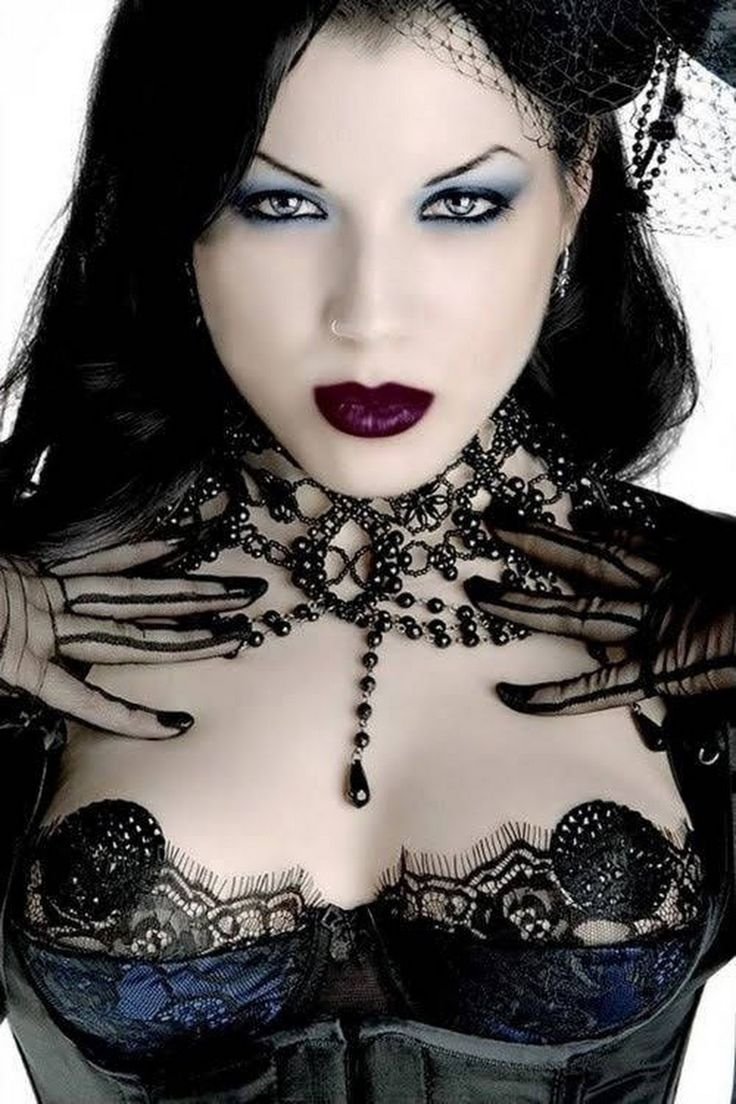 Женщина вамп