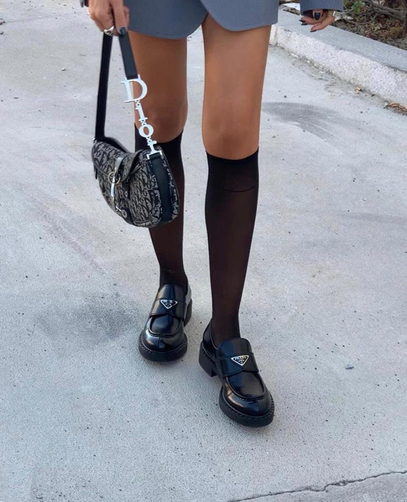 Ботинки с гольфами 2022