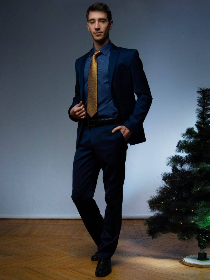 Костюмы на НГ мужские классические